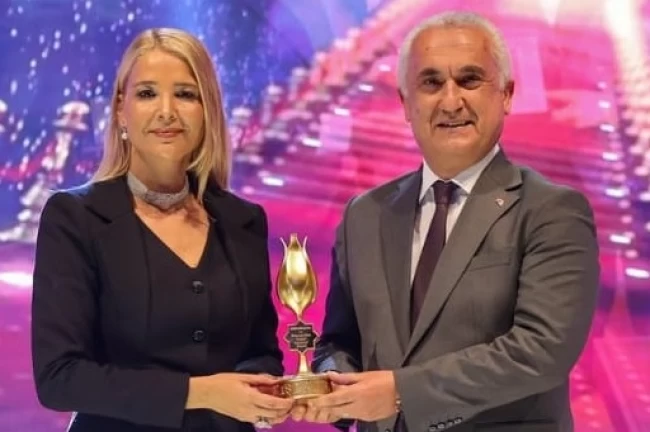 DOSABSİAD Başkanı Çevikel'e, Muş'tan anlamlı ödül