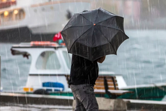 Marmara'da fırtına ve kuvvetli yağış uyarısı