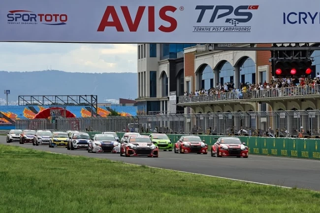 Pist sezonu İstanbul Park'ta sona eriyor