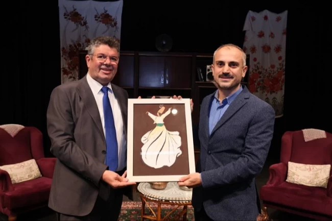 Alişan Kapaklıkaya'dan ‘Sevgi Bahçesinin Bahçıvanı'