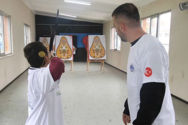 Kocaeli'de 'Ben de Varım' ile hedefi 12'den vurdu