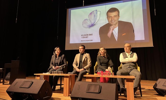 “Yeni Bin Yılda Öğretmen Olmak” paneli gerçekleştirildi