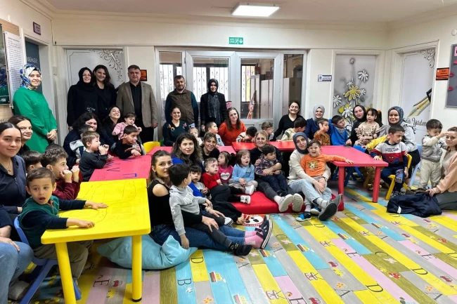 "Bir Hikâye Bir Neşe" projesi özel çocuklara sevinç oldu