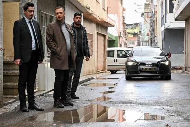 İzmir Bornova'da Zafer Mahallesi'ne çözüm ziyareti