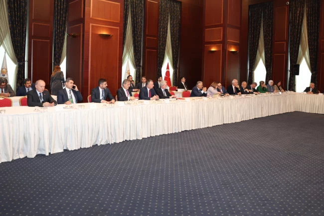 Alemdar: ''Sakarya'da gayretle çalışmaya ve hizmet üretmeye devam edeceğiz''