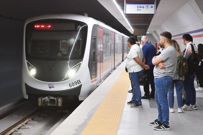 İzmir Narlıdere Metrosu'nda sefer sıklığı artırıldı