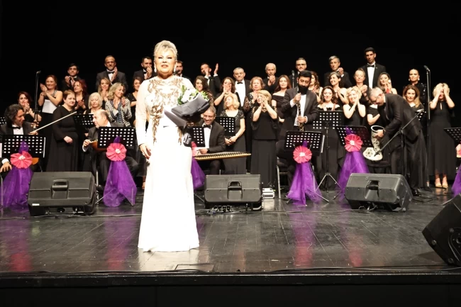 Bursa Nilüfer'de TSM Korosu'ndan muhteşem konser