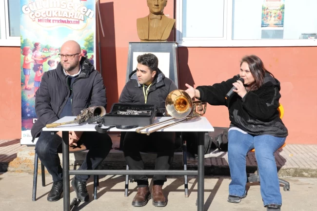 İzmit'te ‘Gülümseyen Çocuklarla Müzik Etkinlikleri'ne başladı