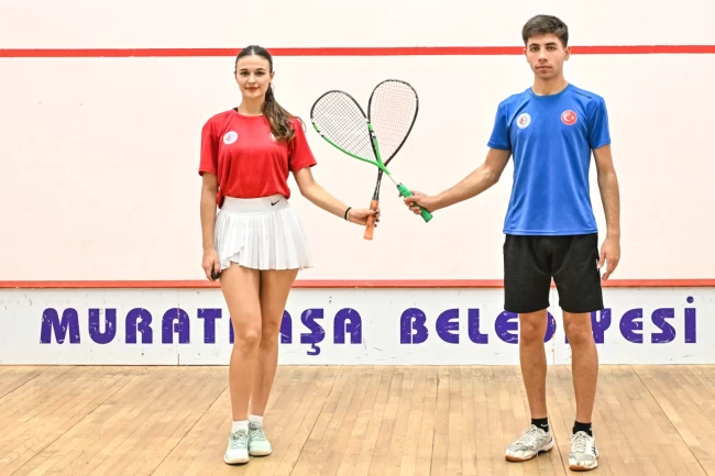 Antalya Muratpaşa'nın squash başarısı