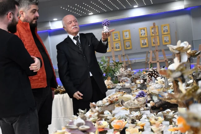 "Yağlı Boya ve El Sanatları Sergisi" kapılarını açtı