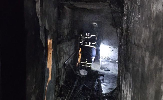 Yangın çıkan ev küle döndü