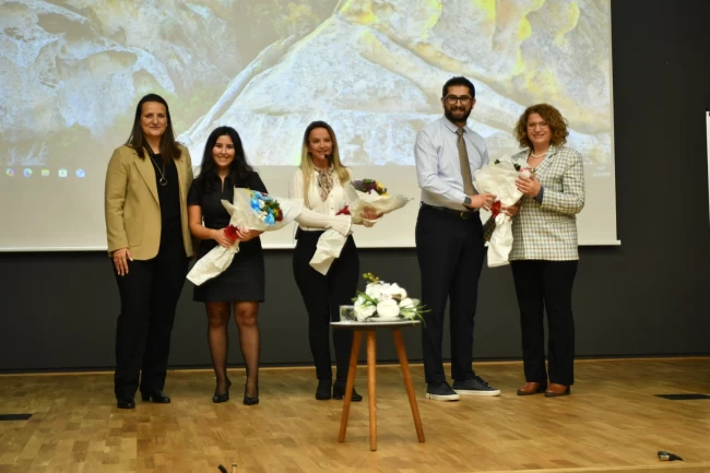 Menopoz sürecinin zorlukları ele alındı