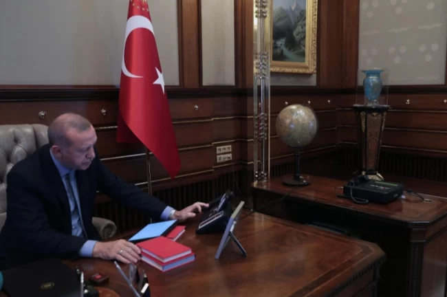 Cumhurbaşkanı Erdoğan'dan Bahçeli ile Özel'e yeni yıl tebriği