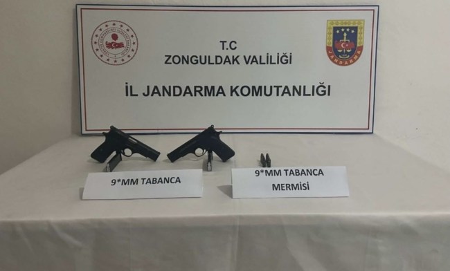 Gözaltına alınan 3 kişiden 2’si tutuklandı