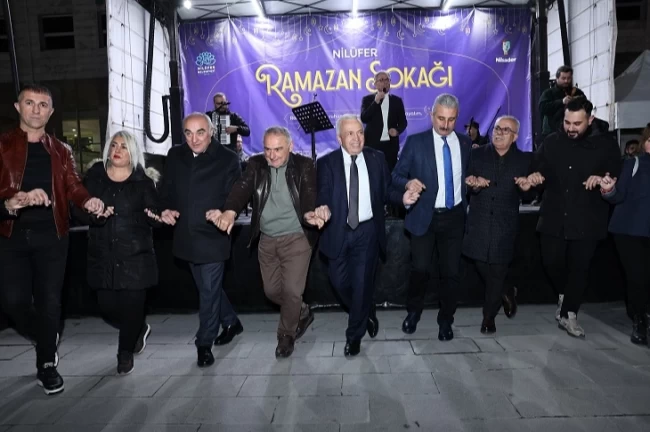 Bursa Nilüfer Ramazan Sokağı'na "Artvin Gecesi" renk kattı