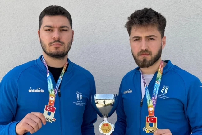 Sakaryalı karateciler Manisa'da şampiyon oldu