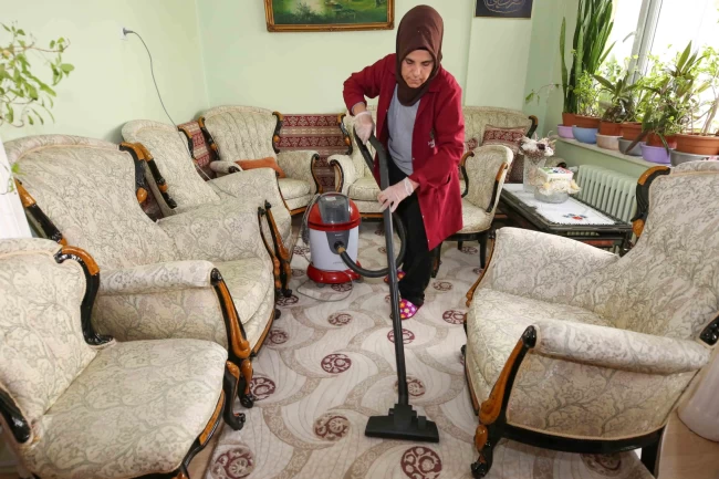 Konya Meram'da büyüklerin yüzleri bu bayram öncesinde de güldü!