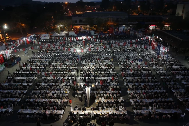Efes Selçuk'ta dayanışma ve kardeşlik sofrası