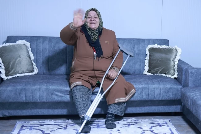 KO-MEK Hurması, Ayşe Teyze'ye yardım elini uzattı