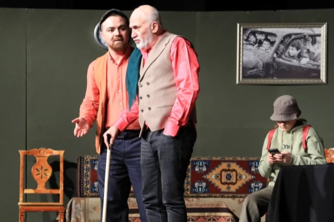 "3 Kuşak Erzurum" oyununa yoğun ilgi