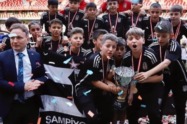 Antalya, çocuk futbolunun başkenti oluyor!