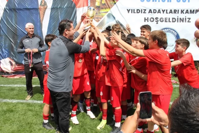 International Junior Cup'ta heyecan 2.Etap'la sürüyor
