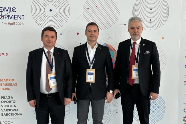 Ahmet Akın İspanya'da Balıkesir'i ve Türkiye'yi temsil etti