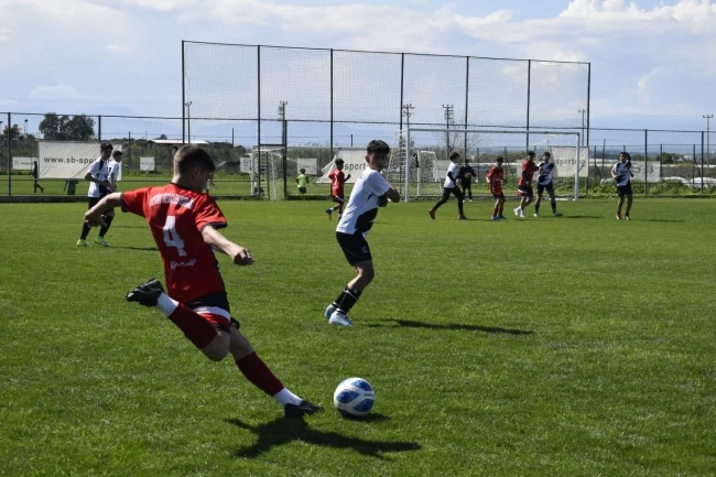 Keşan Gençlerbirliği'nden Antalya Cup'ta çifte ikincilik