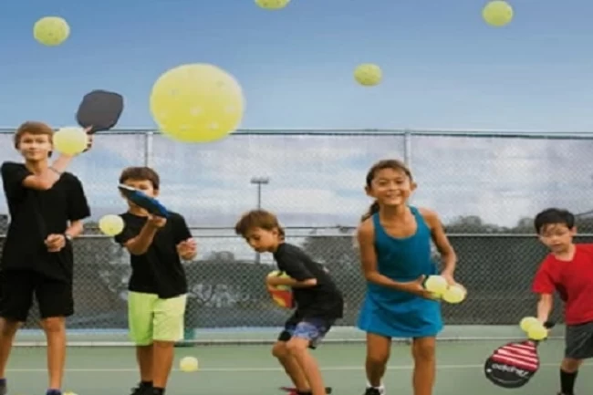 İzmir Bostanlıspor'da Pickleball heyecanı