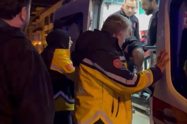 Düzce'de motosiklet yayaya çarptı