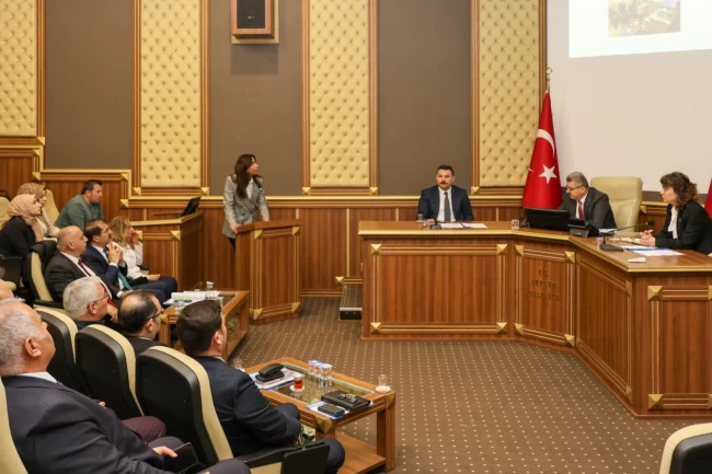 Artvin Valiliği 'Bağımlılıkla Mücadele' için toplandı