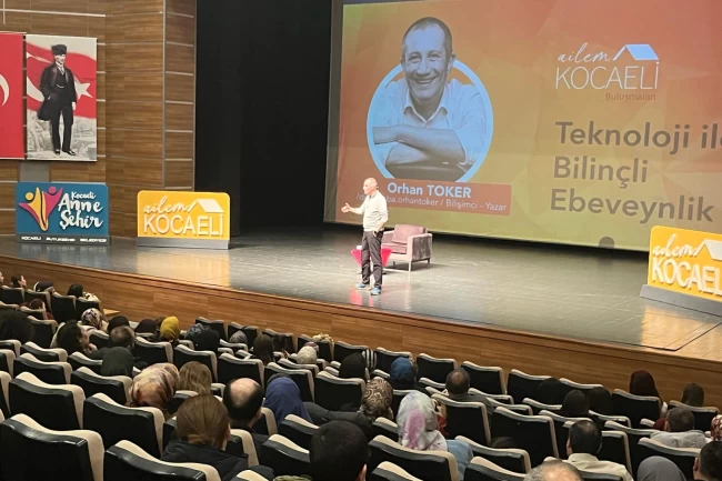 Kocaeli Gebze'de dijital ebeveynlik konuşuldu