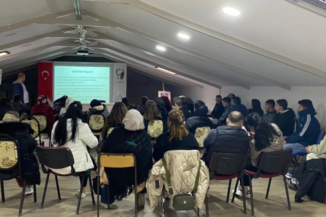 Balıkesir Ayvalık Belediyesi'nden hijyen eğitimi atağı