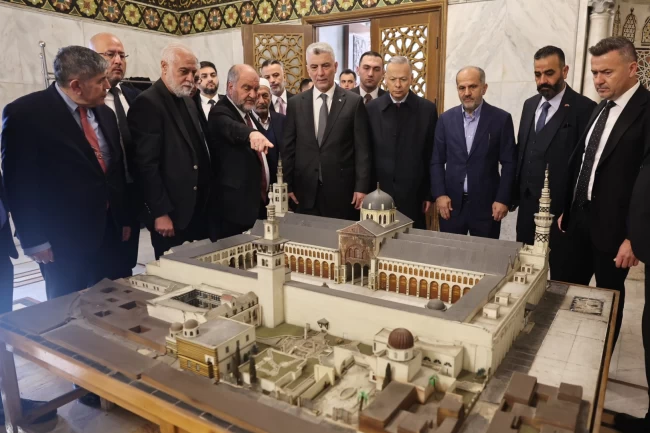 Bakan Bolat'tan Şam'da ikinci gün