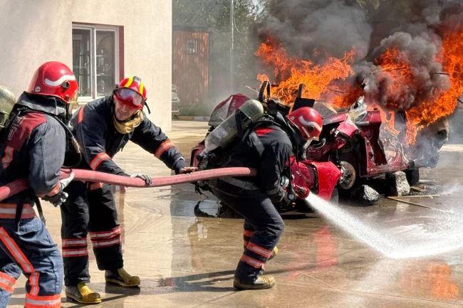 Sakarya İtfaiyesi'nden 9 bin kişiye yangın ve afet eğitimi