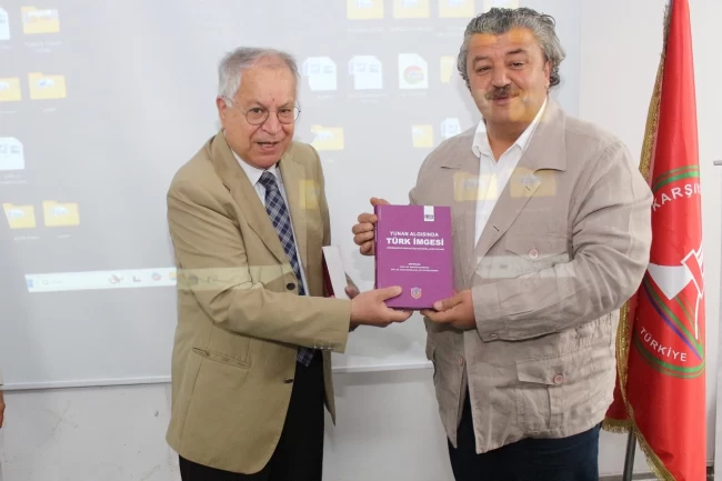 İzmir'de Karşıyaka Belediyesi ev sahipliğinde kültürel miras etkinliği