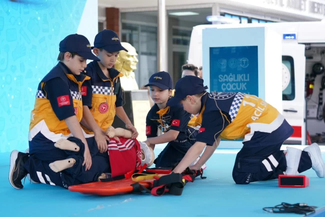 Okullar sağlık merkezine dönüşüyor! Sağlıklı çocuk, sağlıklı gelecek bilinci artıracak