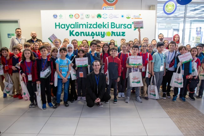 Bursa'da çocuklar hayallerindeki Bursa'yı konuştu