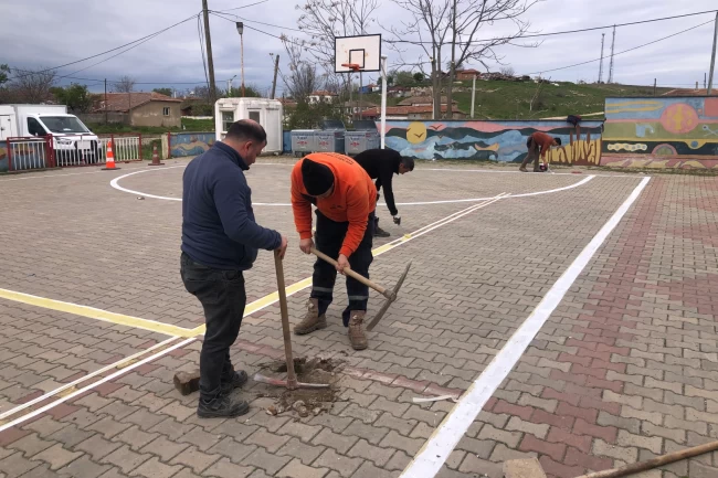 Edirne Süloğlu Belediyesi'nden okullara destek sürüyor