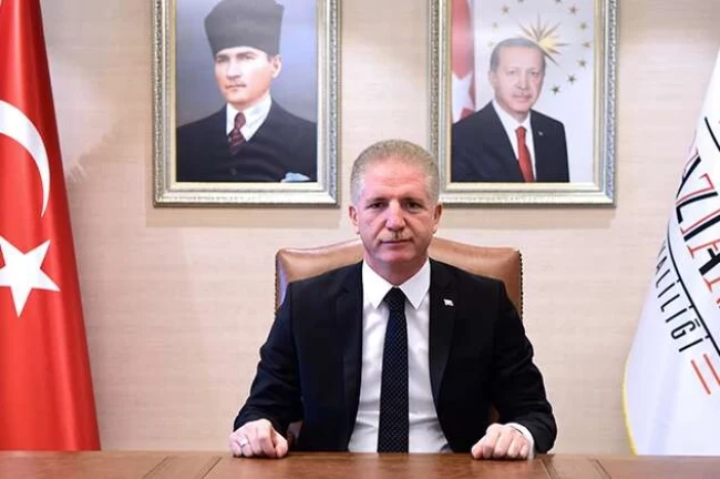 İstanbul Valisi: Toplanma çağrısı yapanlar provokasyondur!