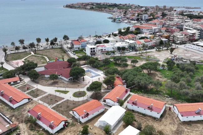 İzmir'de Çandarlı Sosyal Tesisi yenilendi