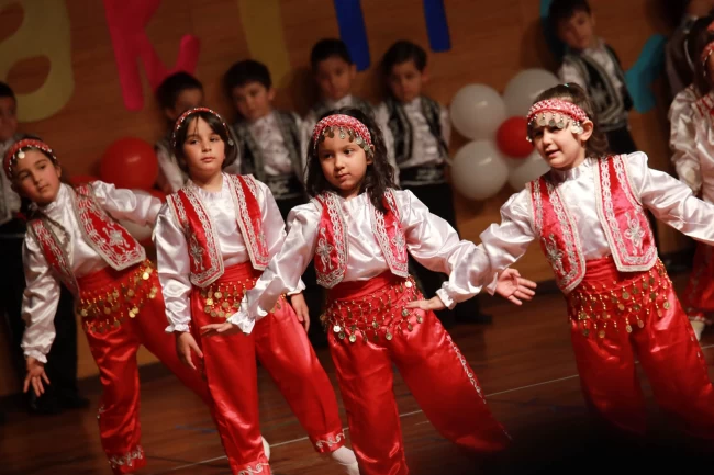 Ankaralı minikler 23 Nisan'ı coşkuyla kutladı