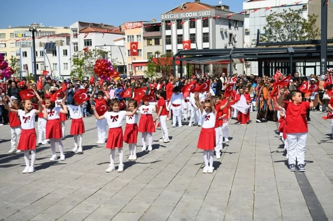 Edirne Keşan'da 23 Nisan kutlandı