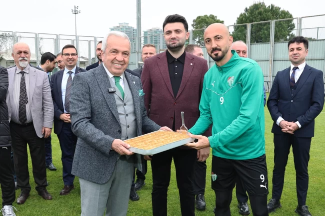 Başkan Özdemir'den Bursaspor'a tam destek