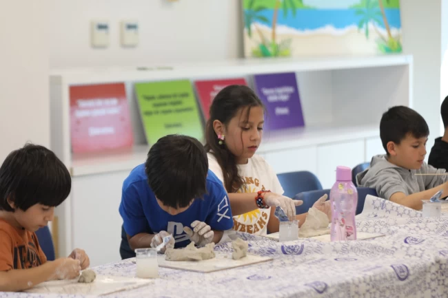 Muğla'da miniklerin hayal gücünü kille buluştu!