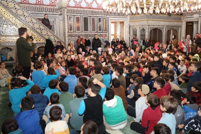 "Sertaç Abi" Kocaelili çocuklara oyun dünyasını anlatacak