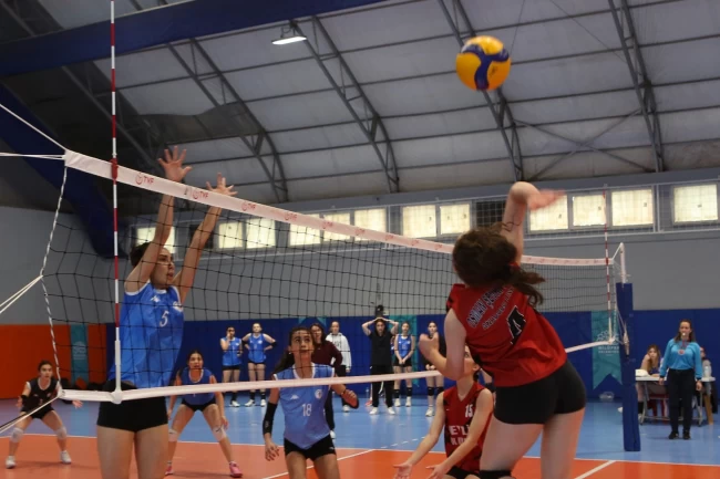 Bursa Nilüfer Spor Şenlikleri'nde heyecan sürüyor