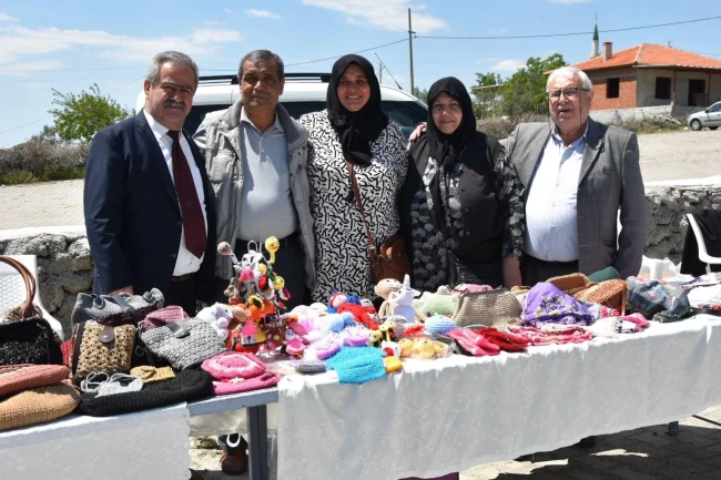 Manisa Yuntdağ'a renk katan bahar şenliği