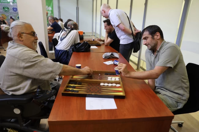 Bursa'da zarlar eşitlik için atıldı