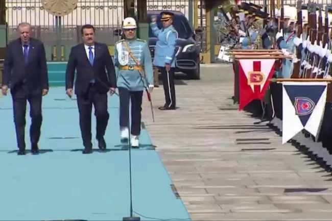 Irak Başbakanı Sudani Külliye'de